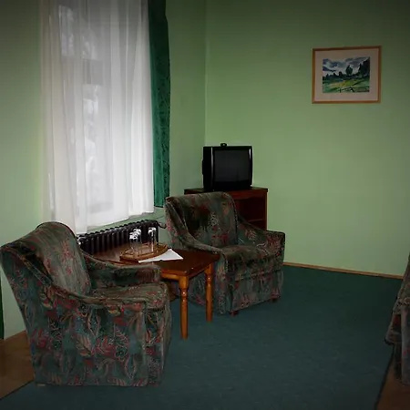 Hotel Tivoli 2*
